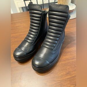 Marcella Journey Sneaker Boots Italian, leather women’s size 9